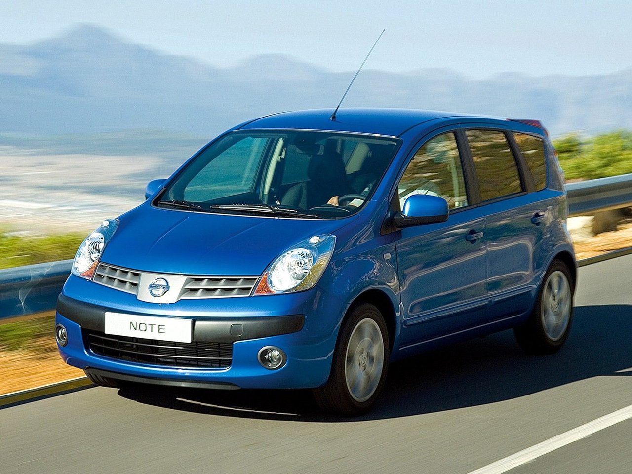 Nissan Note I (Хэтчбек 5 дверей, 2005-2009)