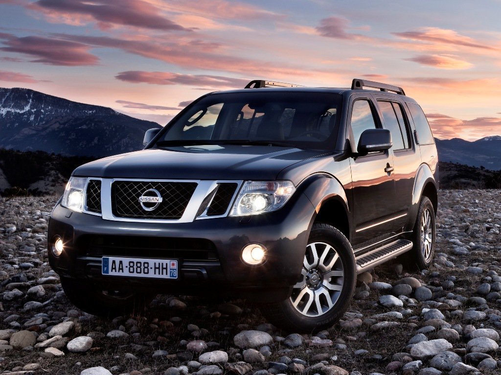 Nissan Pathfinder III Рестайлинг (Внедорожник 5 дверей, 2010-2014)