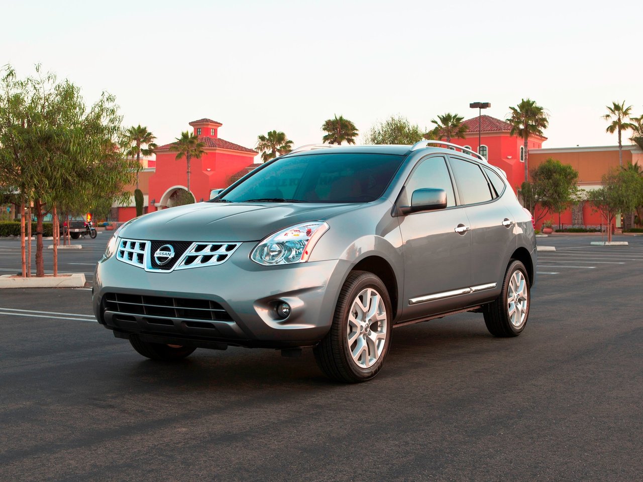 Nissan Rogue I Рестайлинг (Внедорожник 5 дверей, 2010-2013)
