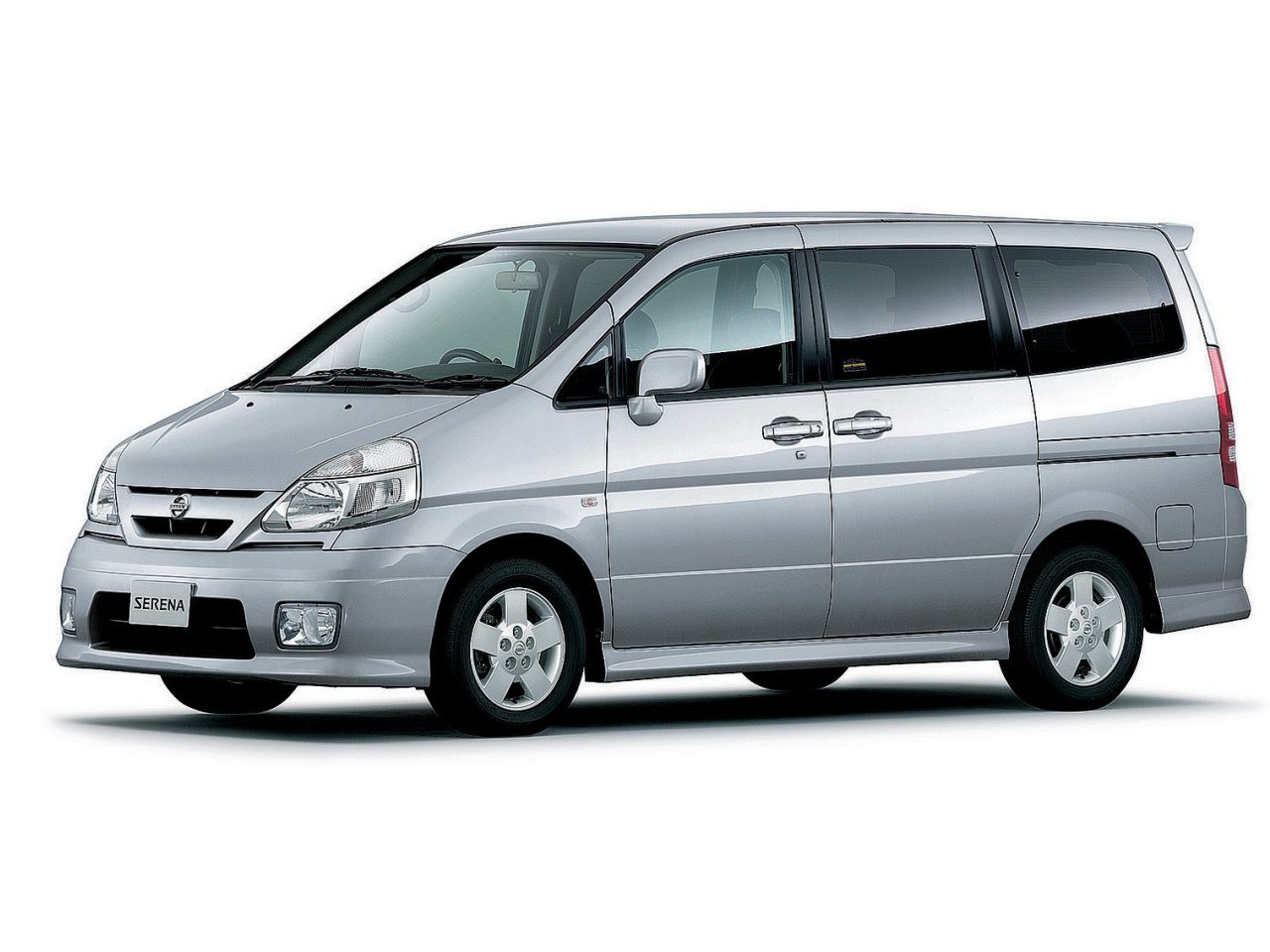 Nissan Serena II C24 (Минивэн, 2000-2005)