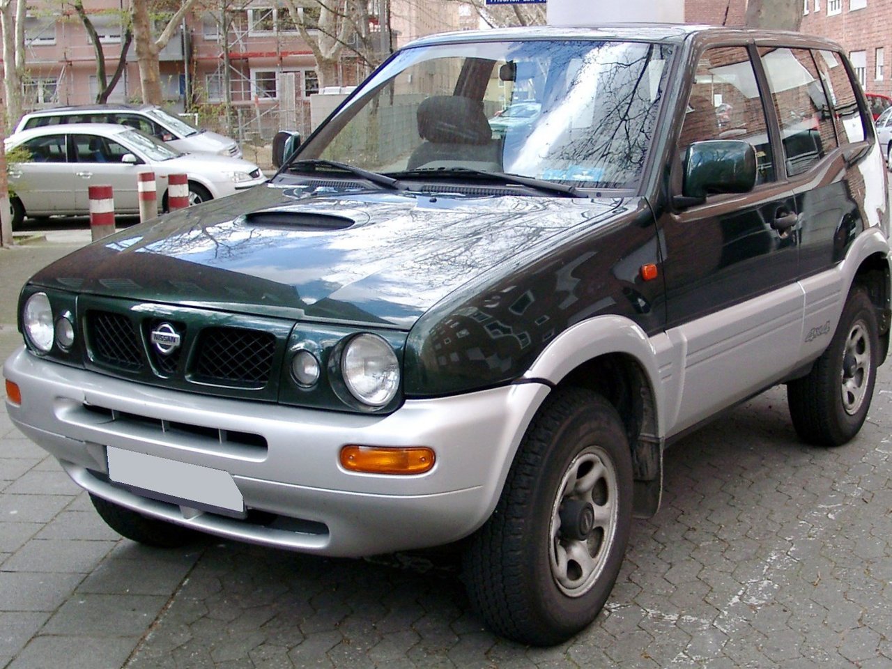 Nissan Terrano II Рестайлинг (Внедорожник 3 двери, 1999-2006)