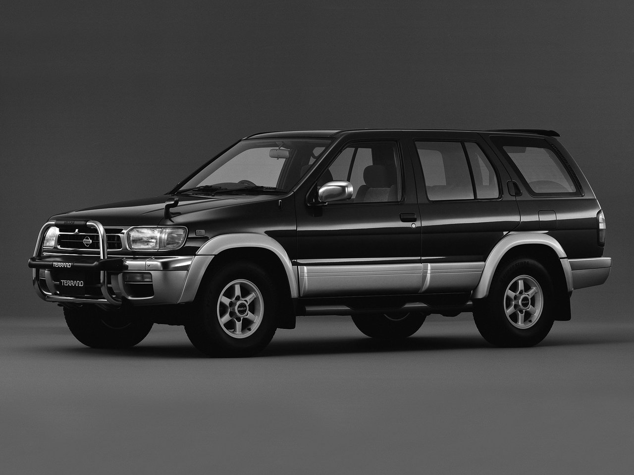 Nissan Terrano R50 (Внедорожник 5 дверей, 1995-2002)