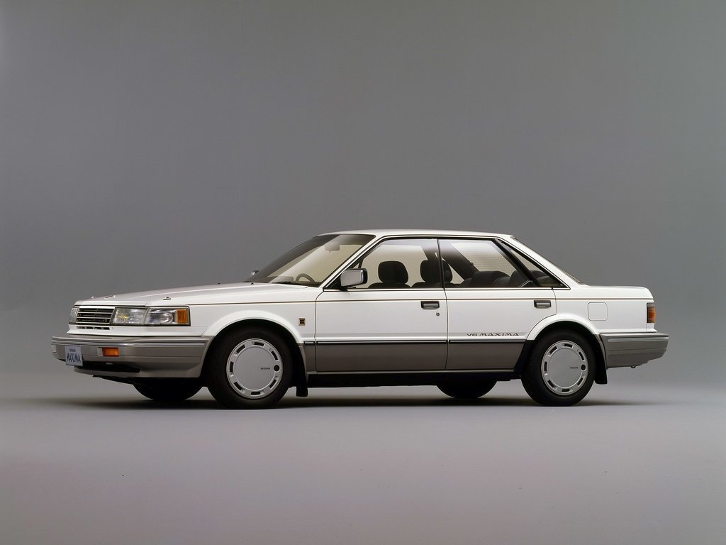 Nissan Bluebird Maxima II PU11 Рестайлинг (Седан хардтоп, 1985-1988)
