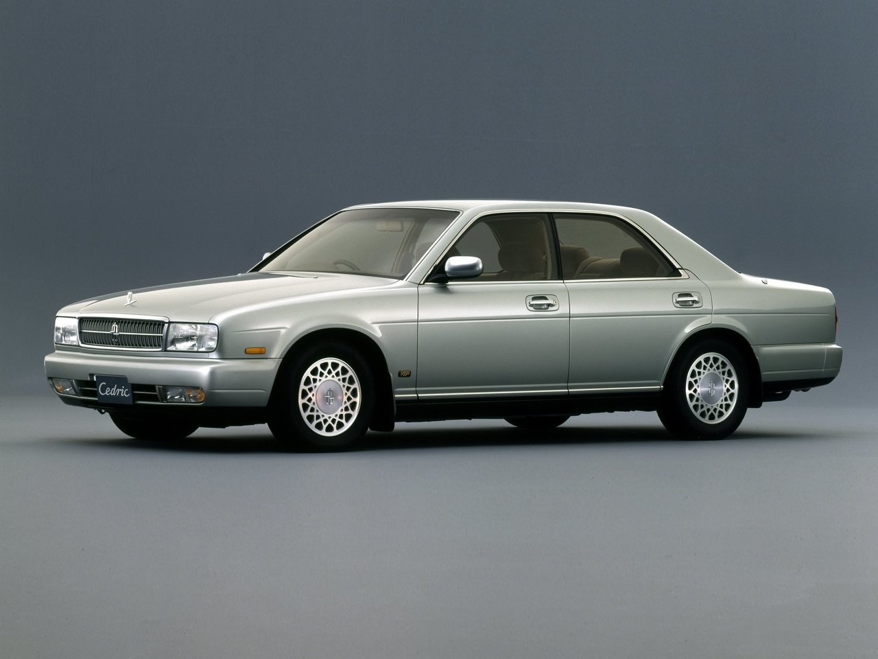 Nissan Cedric VIII Y32 (Седан, 1991-1995)