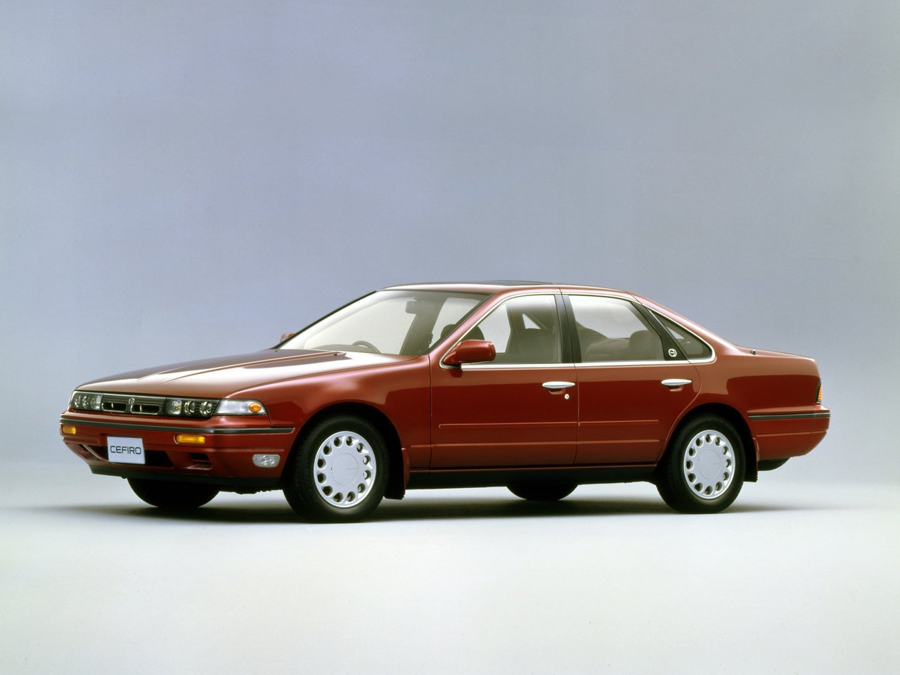 Nissan Cefiro I A31 (Седан, 1988-1994)