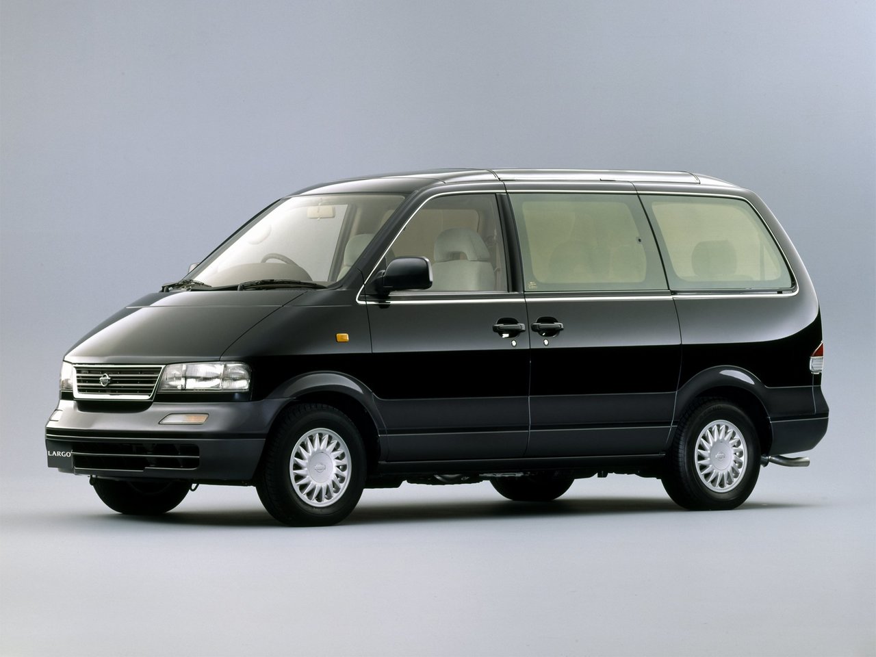 Nissan Largo III W30 (Минивэн, 1993-1999)