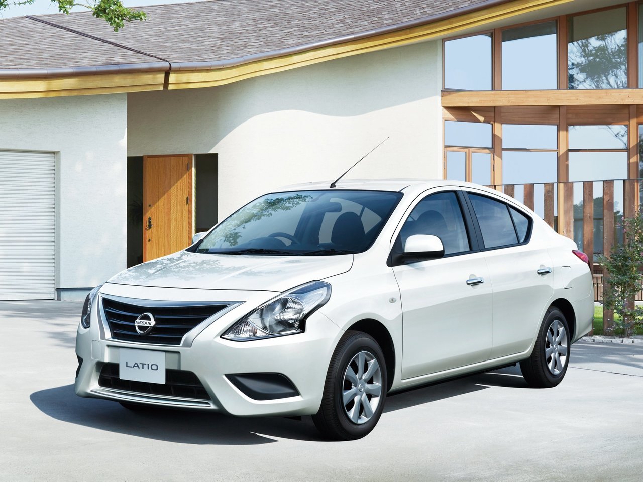 Nissan Latio I N17 Рестайлинг (Седан, 2014-2016)