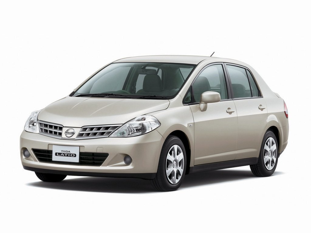 Nissan Tiida I (Седан, 2004-2012)