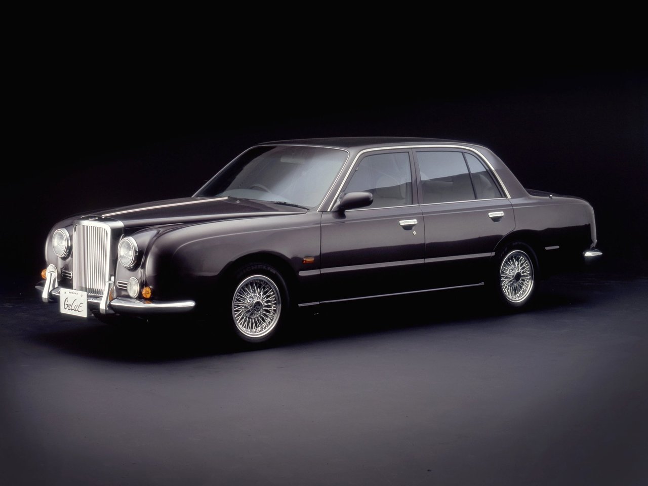 Mitsuoka Galue I (Седан, 1998-2002)