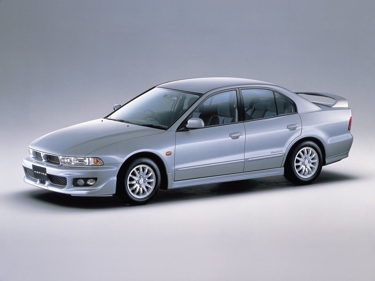 Mitsubishi Aspire (Седан, 1998-2003)