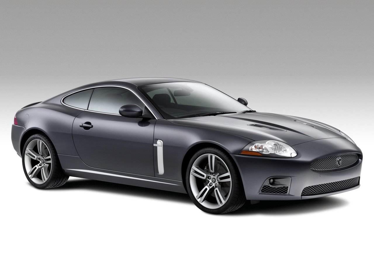 Jaguar XKR II (Купе, 2006-2008)