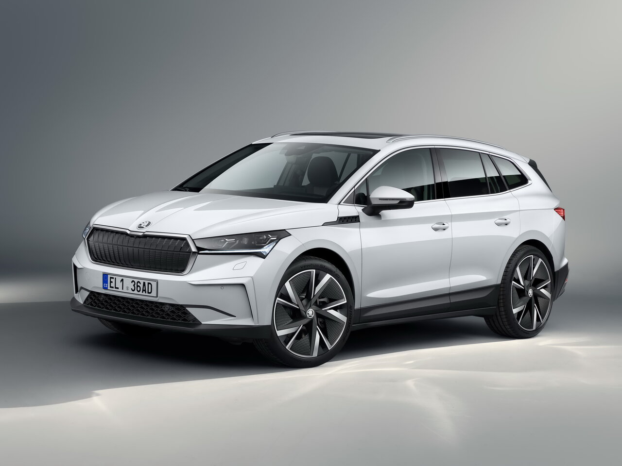 Skoda Enyaq (Внедорожник 5 дверей, 2020-н.в.)