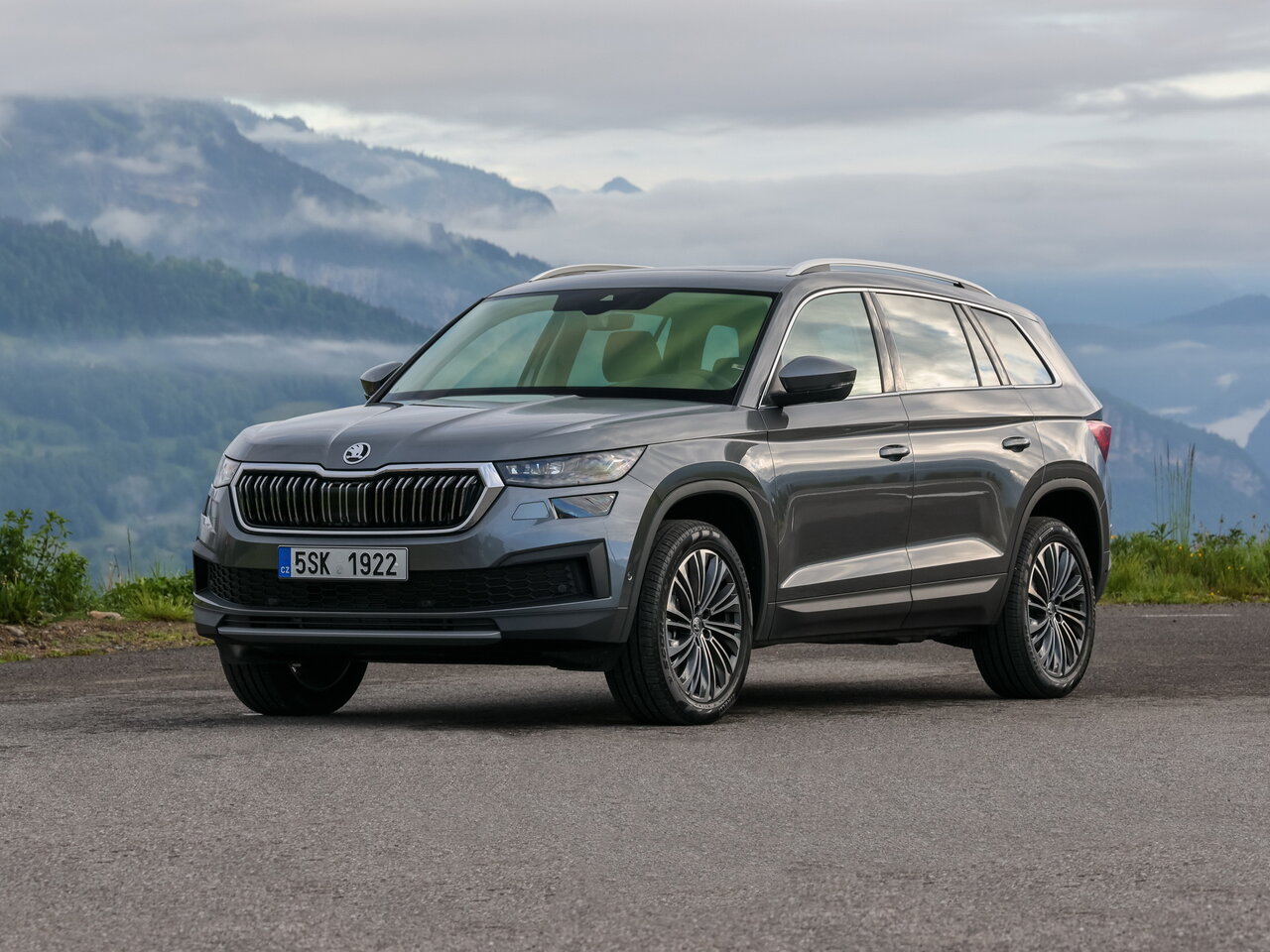 Skoda Kodiaq I Рестайлинг (Внедорожник 5 дверей, 2021-н.в.)