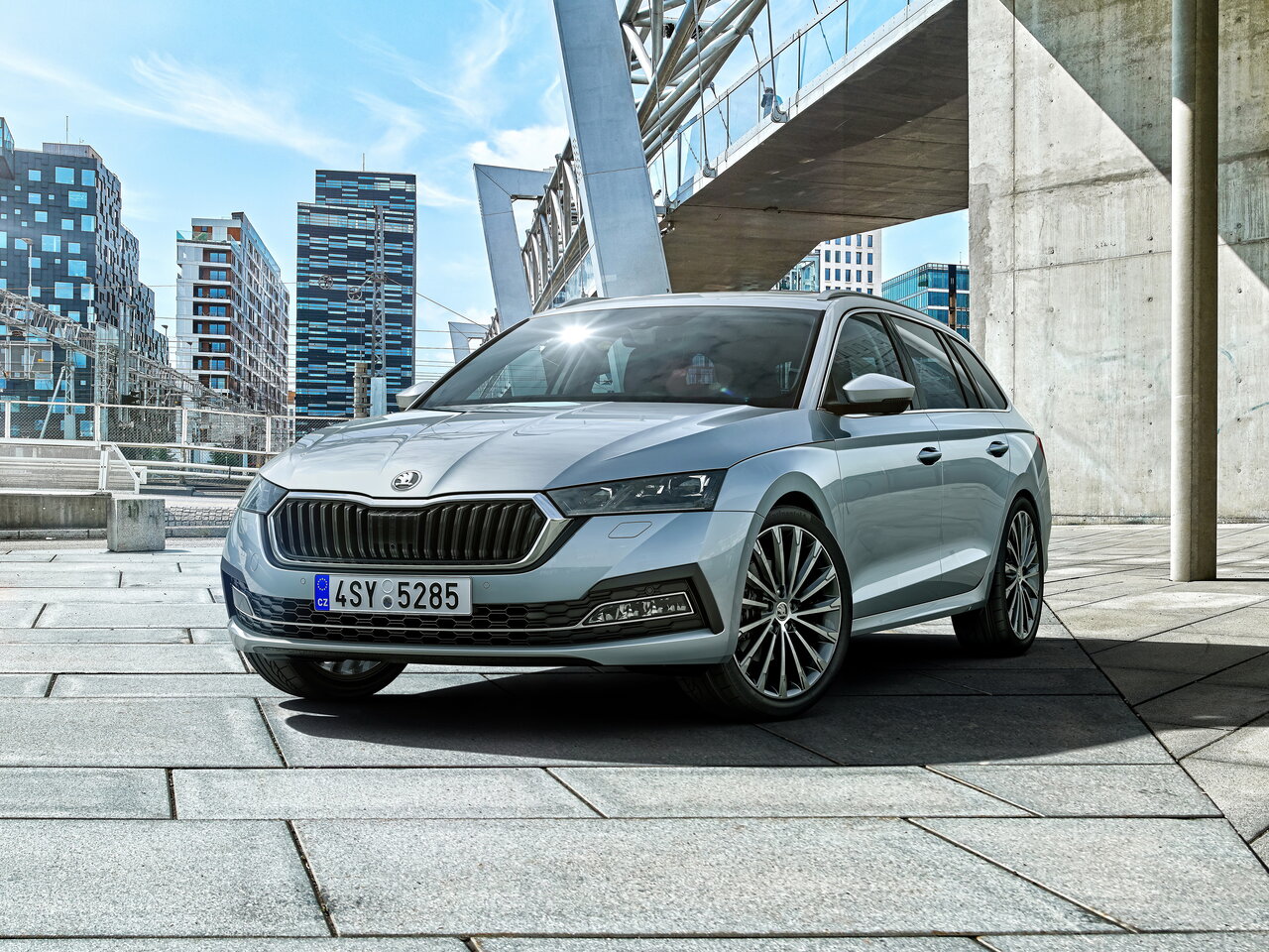Skoda Octavia IV (5-дверный универсал, 2019-н.в.)