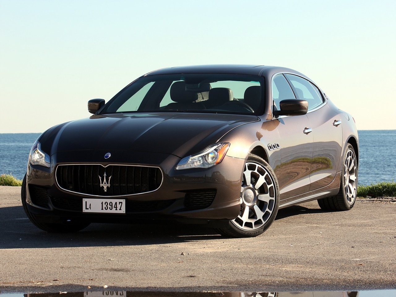 Maserati Quattroporte VI (Седан, 2012-н.в.)