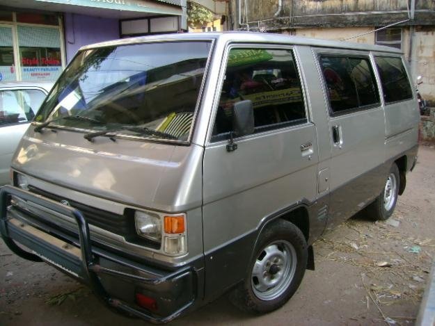Mahindra Voyager (Компактвэн, 1997-2000)