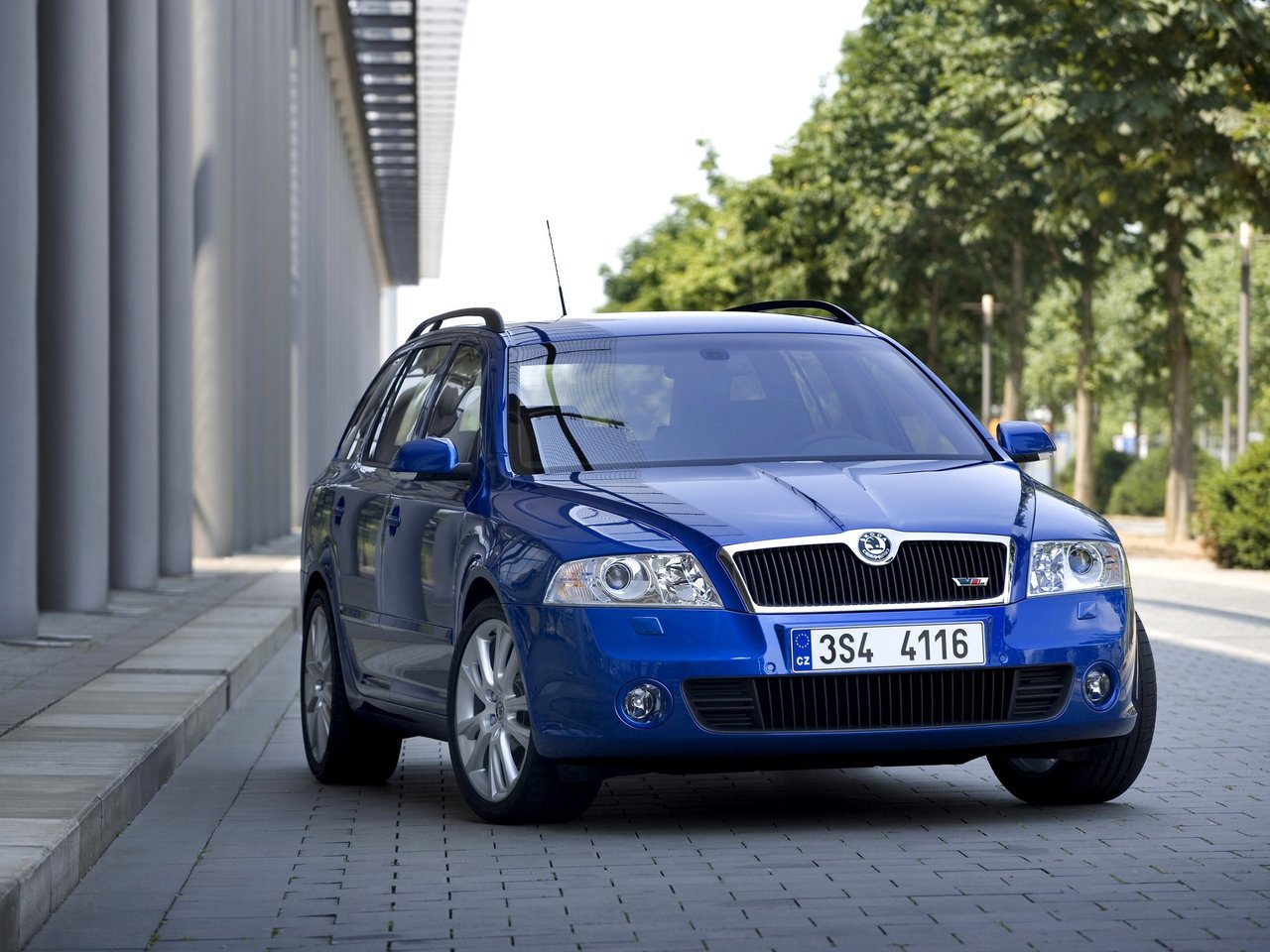 Skoda Octavia RS II (5-дверный универсал, 2005-2008)