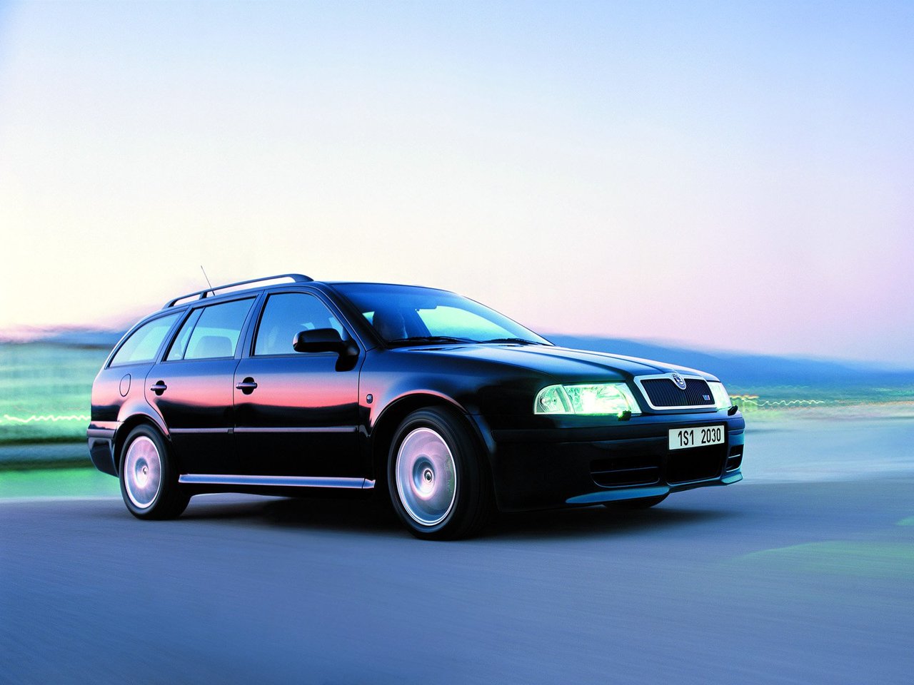 Skoda Octavia RS I (5-дверный универсал, 2000-2006)