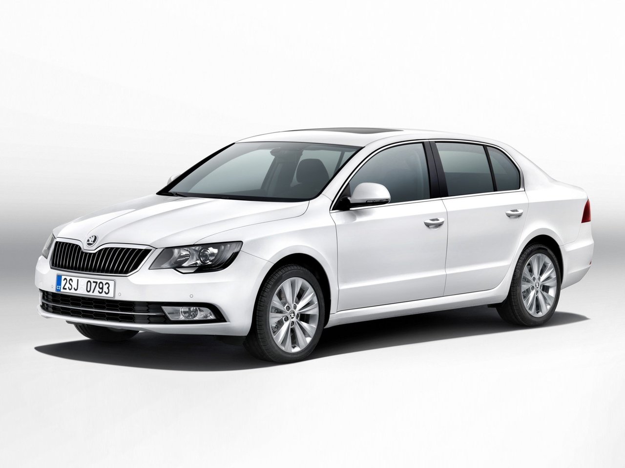 Skoda Superb II Рестайлинг (Лифтбек, 2013-2015)
