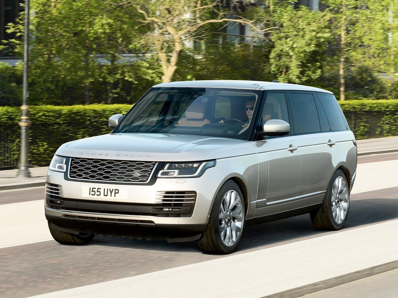 Land Rover Range Rover IV Рестайлинг (Внедорожник 5 дверей, 2017-н.в.)
