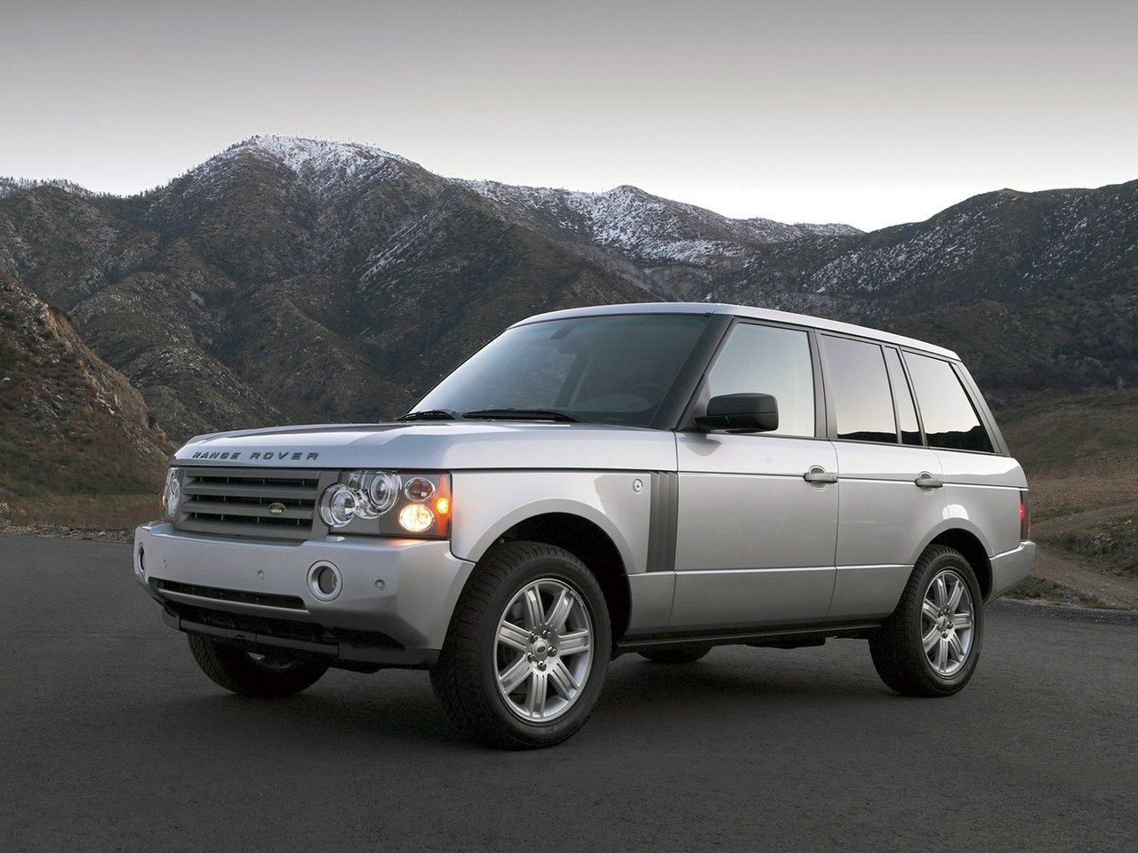 Land Rover Range Rover III Рестайлинг (Внедорожник 5 дверей, 2005-2009)