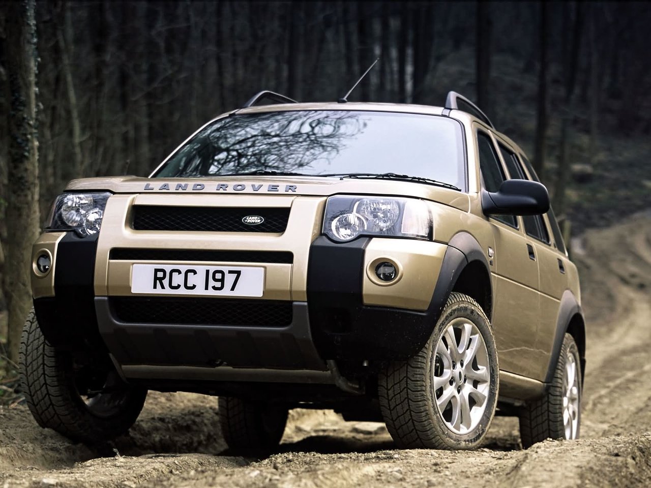 Land Rover Freelander I Рестайлинг (Внедорожник 5 дверей, 2004-2006)