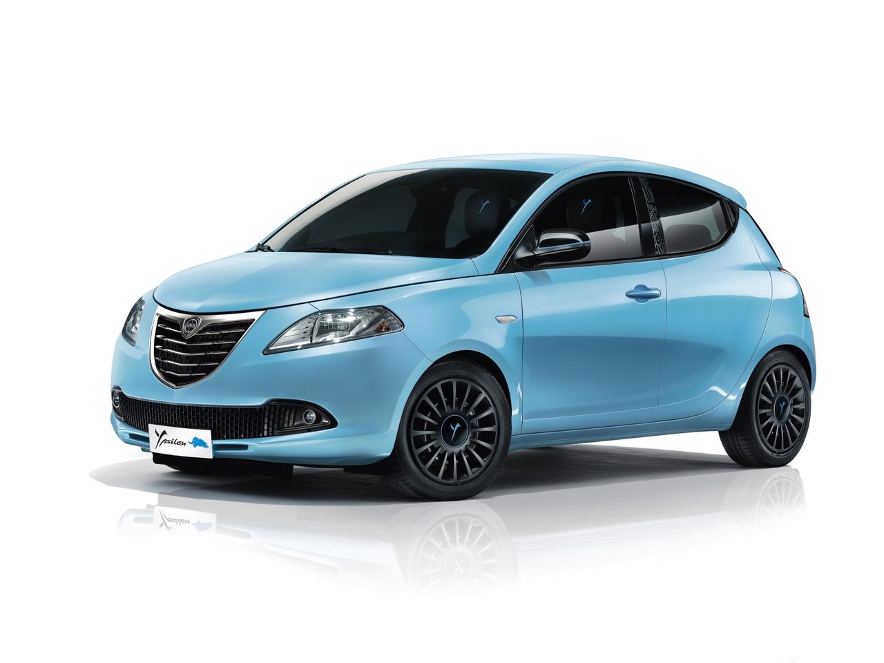 Lancia Ypsilon III Type 846 (Хэтчбек 5 дверей, 2011-2015)