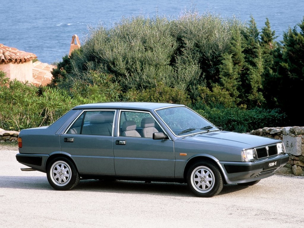 Lancia Prisma (Седан, 1982-1989)