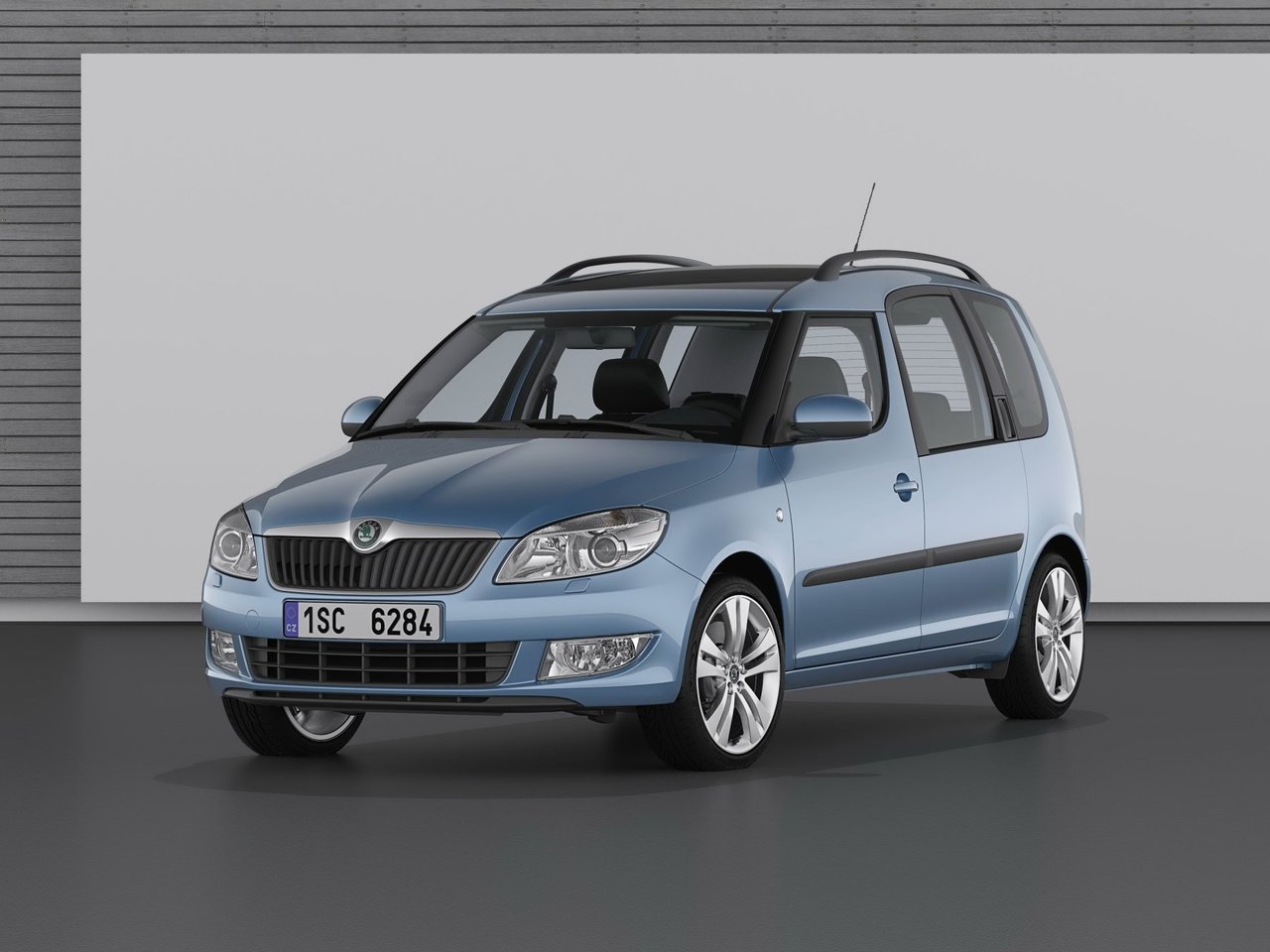 Skoda Roomster I Рестайлинг (Компактвэн, 2010-н.в.)