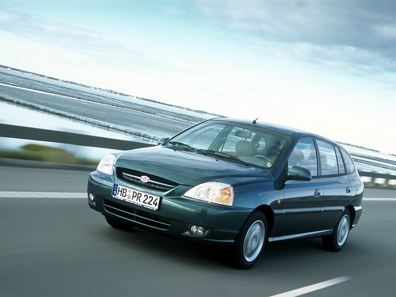 Kia Rio I Рестайлинг (Хэтчбек 5 дверей, 2002-2005)