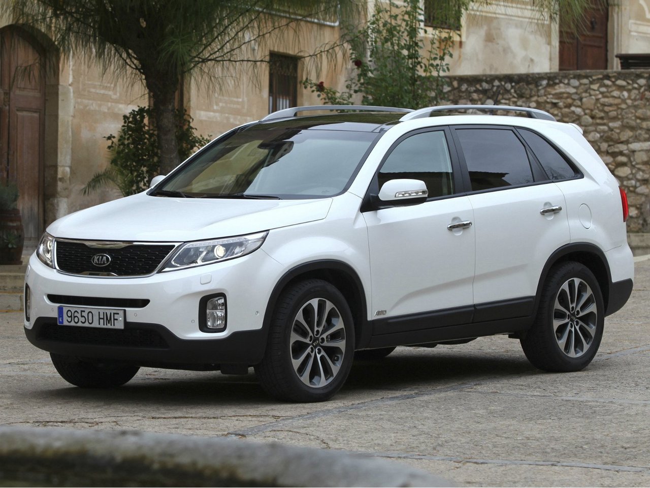 Kia Sorento II Рестайлинг (Внедорожник 5 дверей, 2012-н.в.)
