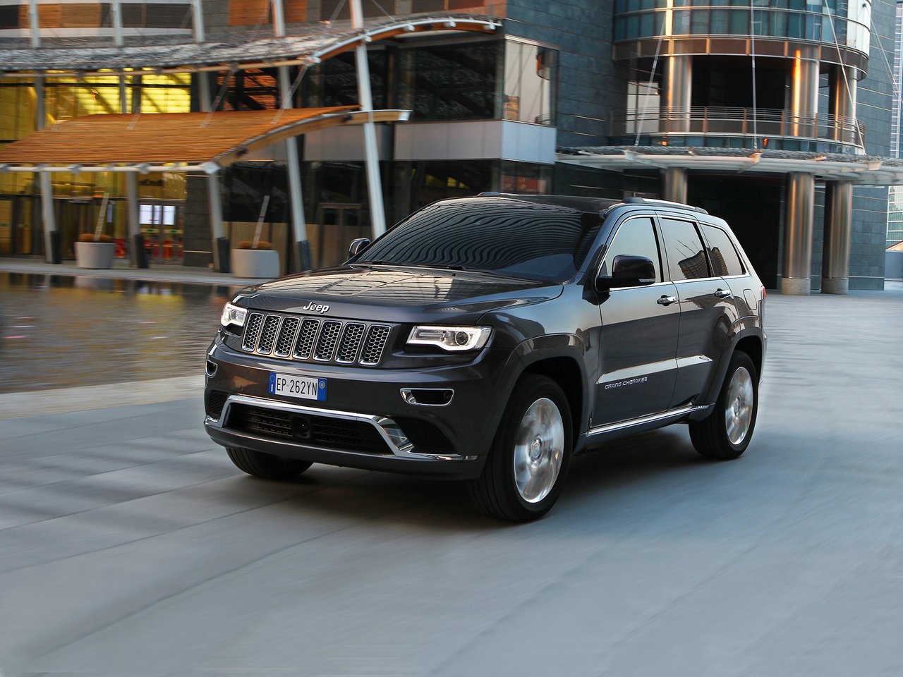 Jeep Grand Cherokee IV WK2 Рестайлинг (Внедорожник 5 дверей, 2013-н.в.)