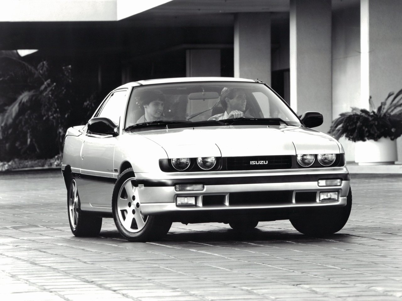 Isuzu Impulse II (Хэтчбек 3 двери, 1990-1993)