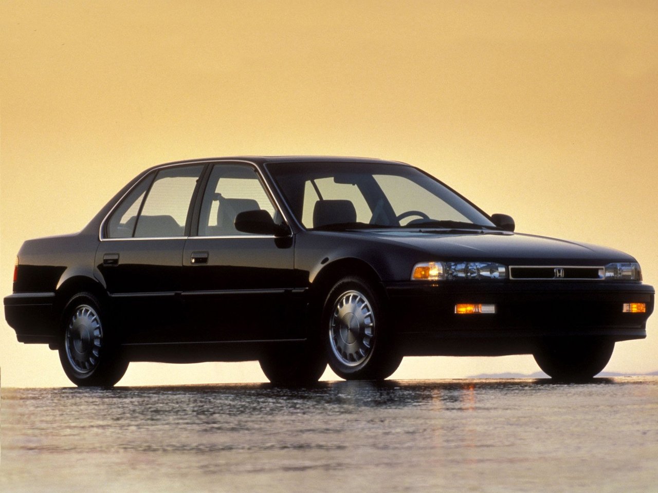 Honda Accord IV (Седан, 1990-1993)