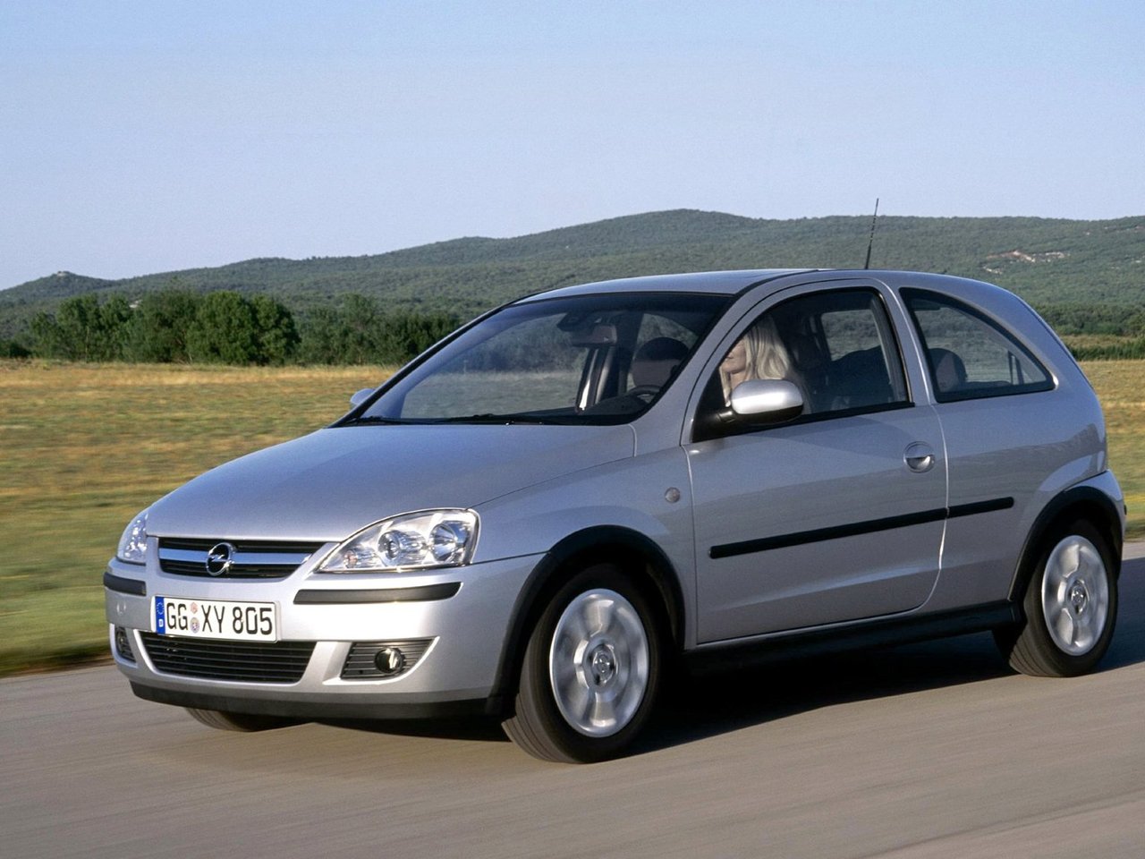 Opel Corsa C Рестайлинг (Хэтчбек 3 двери, 2003-2006)