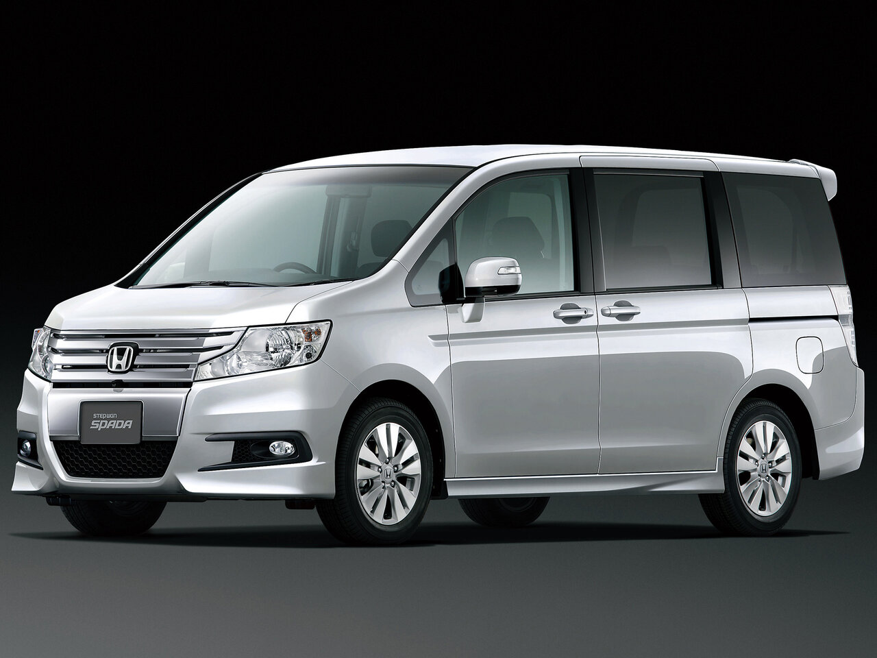 Honda Stepwgn IV (Минивэн, 2009-н.в.)