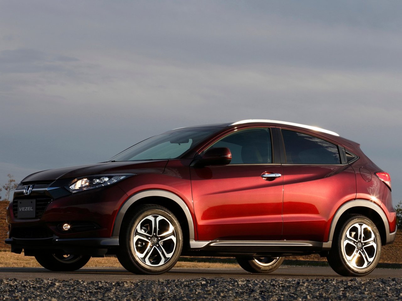 Honda Vezel (Внедорожник 5 дверей, 2013-н.в.)