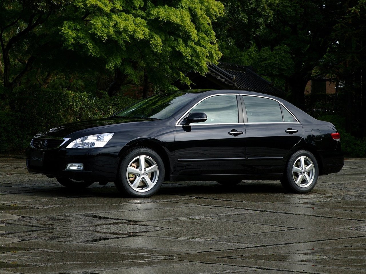Honda Inspire IV (Седан, 2003-2005)