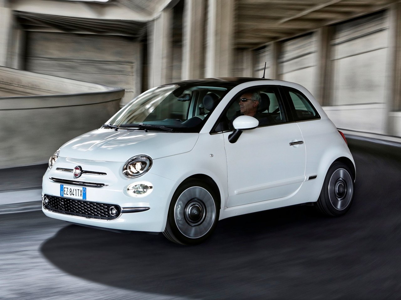 Fiat 500 II Рестайлинг (Хэтчбек 3 двери, 2015-н.в.)