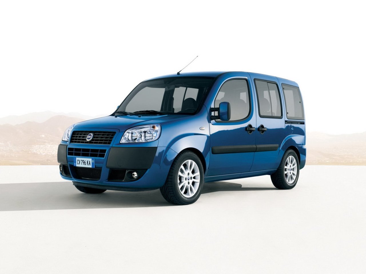 Fiat Doblo I Рестайлинг (Компактвэн, 2005-н.в.)