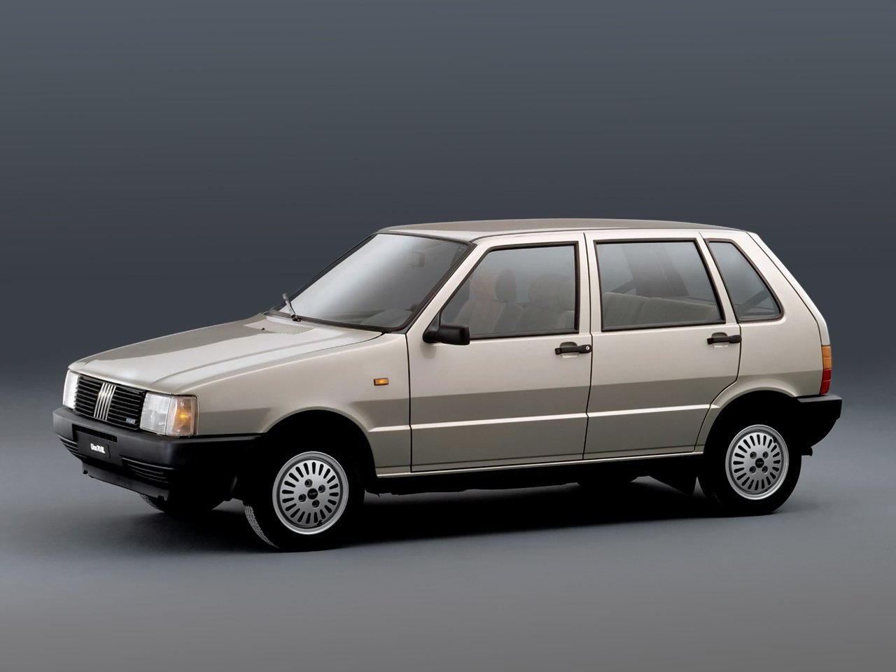 Fiat UNO I (Хэтчбек 5 дверей, 1983-1989)