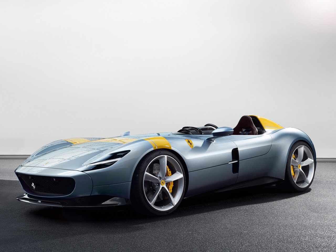 Ferrari Monza SP (Спидстер, 2019-н.в.)