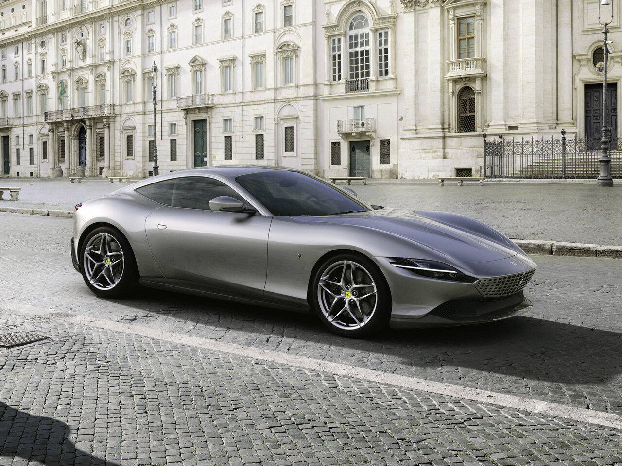 Ferrari Roma (Купе, 2019-н.в.)