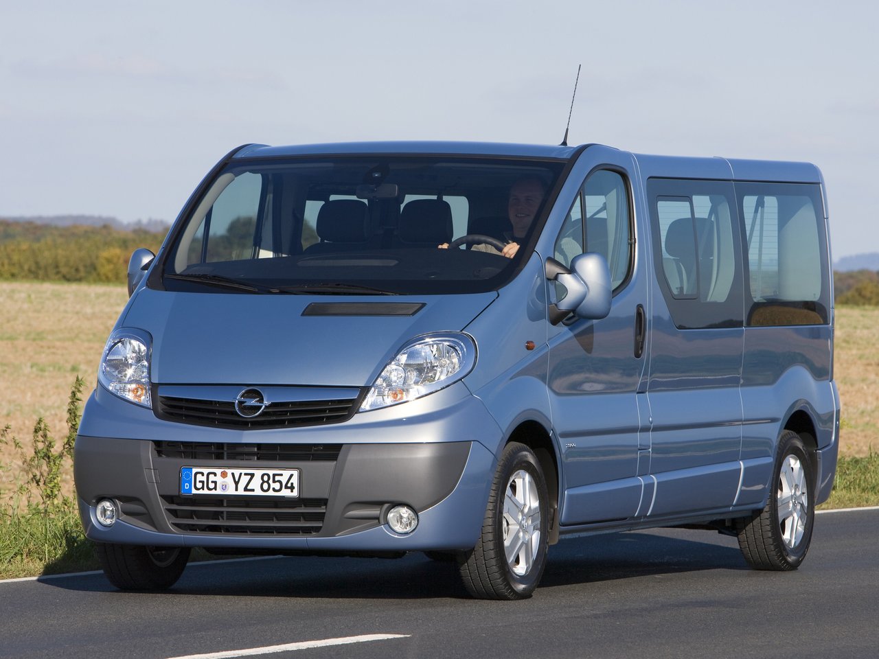 Opel Vivaro A (Минивэн, 2001-2014)