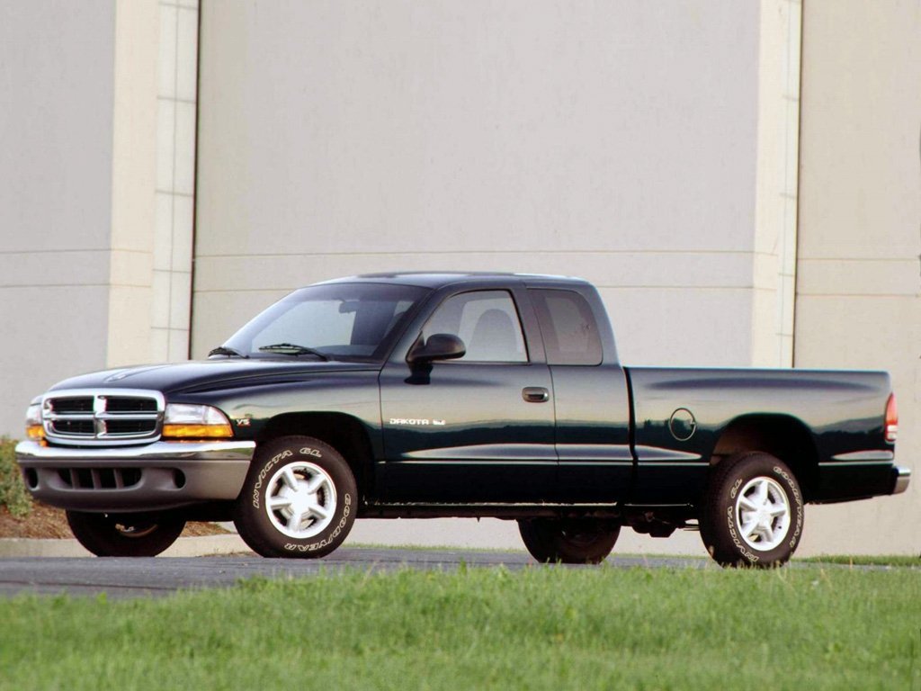 Dodge Dakota II (Пикап Половина кабины, 1997-2005)