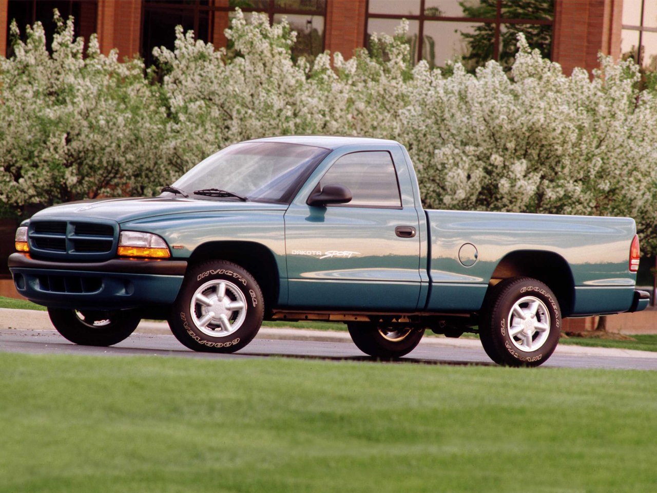 Dodge Dakota II (Пикап Одинарная кабина, 1997-2005)