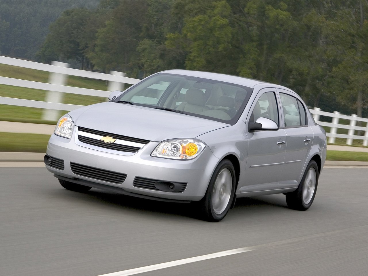 Chevrolet Cobalt I (Седан, 2004-2011)