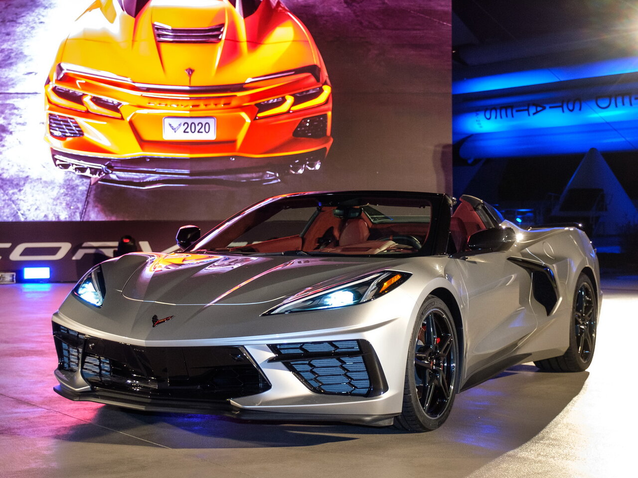 Chevrolet Corvette C8 (Кабриолет, 2020-н.в.)