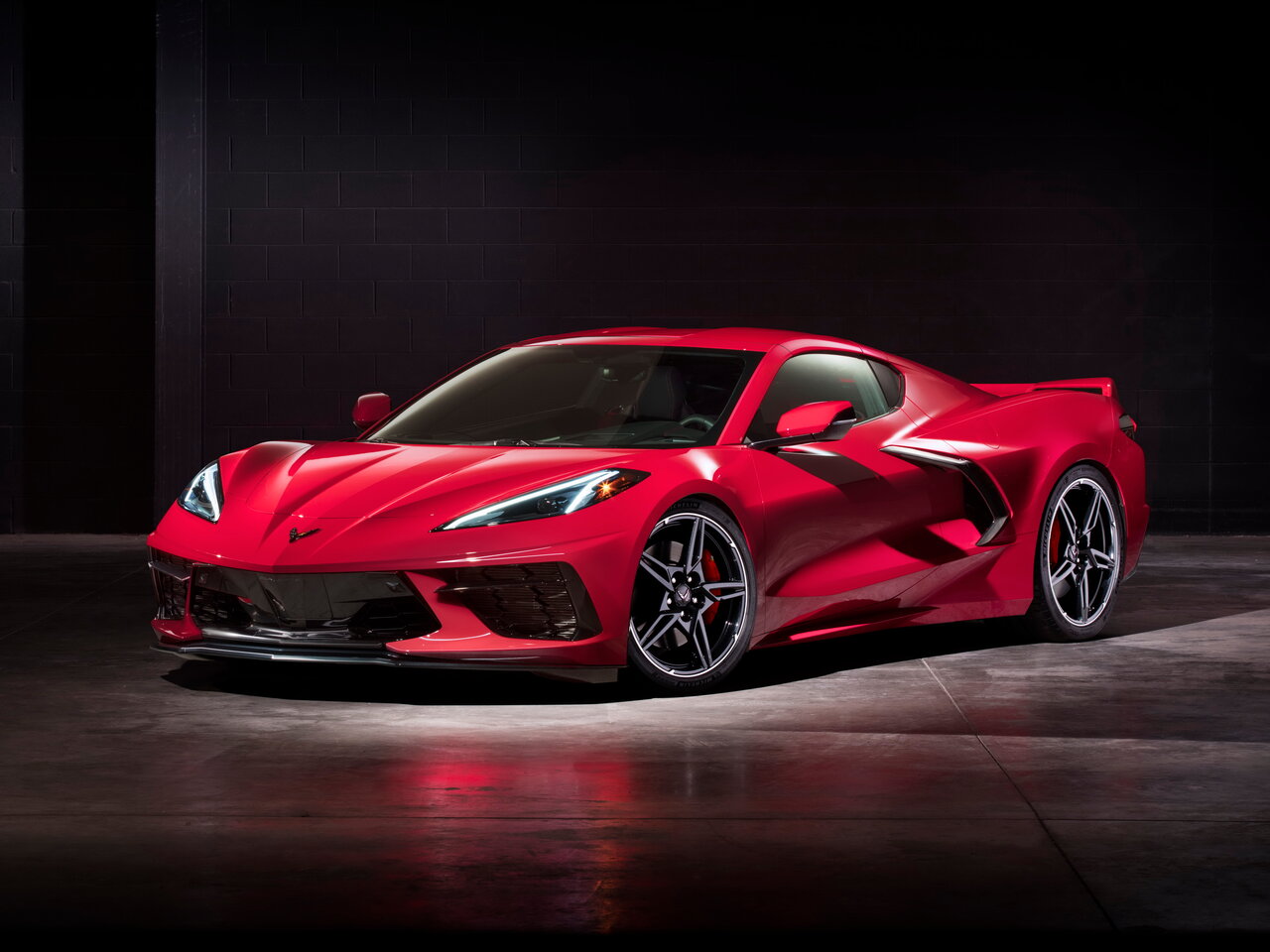Chevrolet Corvette C8 (Тарга, 2020-н.в.)