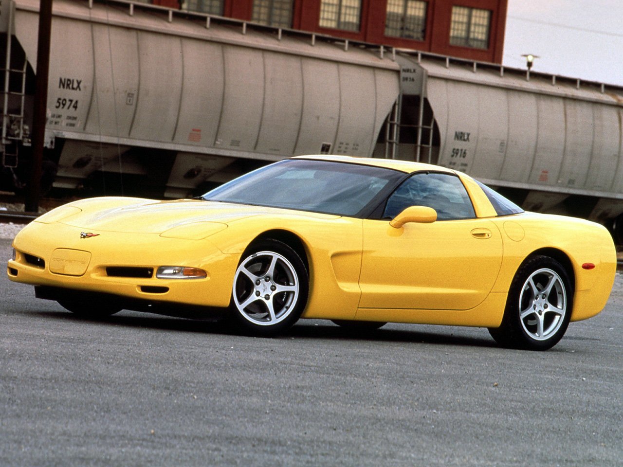 Chevrolet Corvette C5 (Купе, 1997-2004)